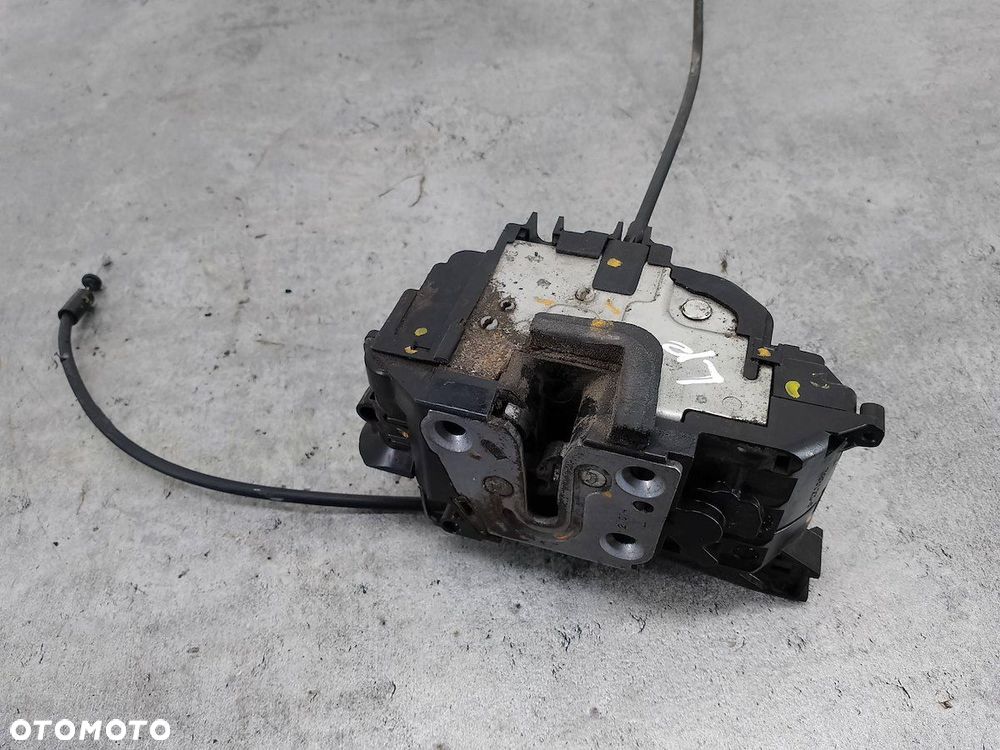 ZAMEK DRZWI LEWY PRZÓD RENAULT CLIO III 300123-F 1.5 DCI - 4