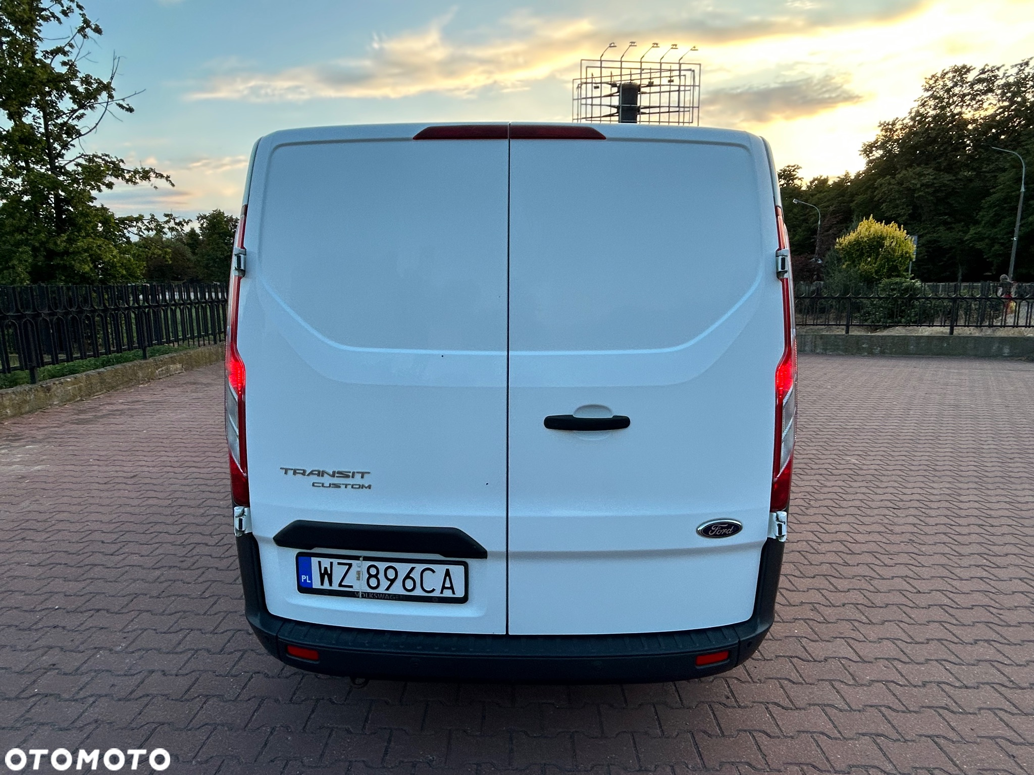 Ford Transit Custom 290 L2H1 Trend - 4