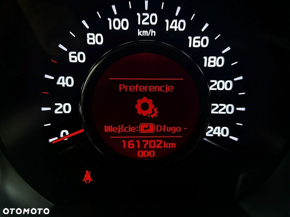 Kia Ceed - 35