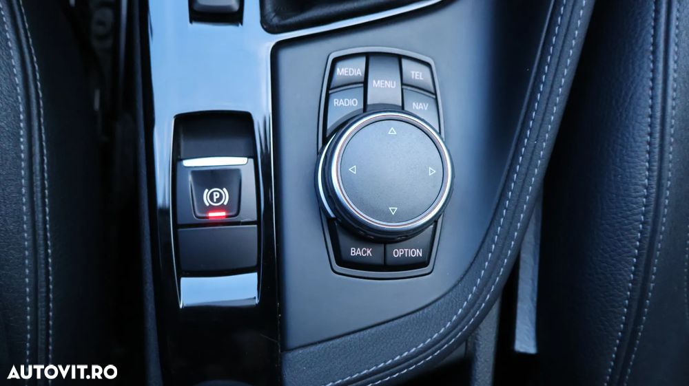 BMW X1 sDrive18d Aut. xLine - 19