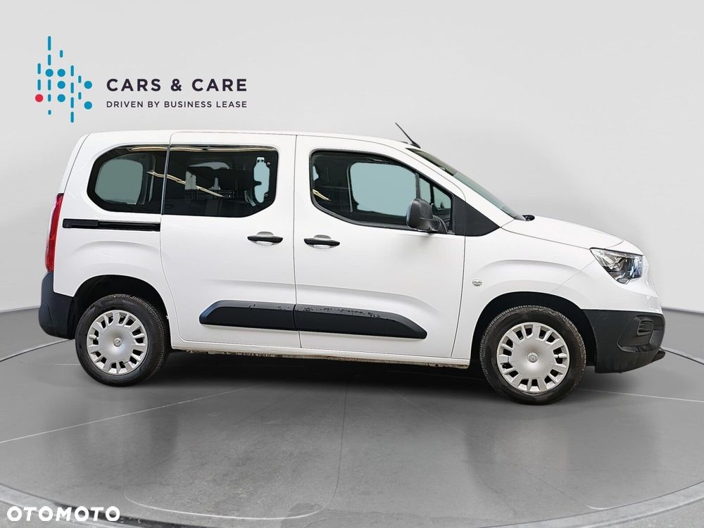 Opel Combo 1.5 DT Edition 102KM - 19