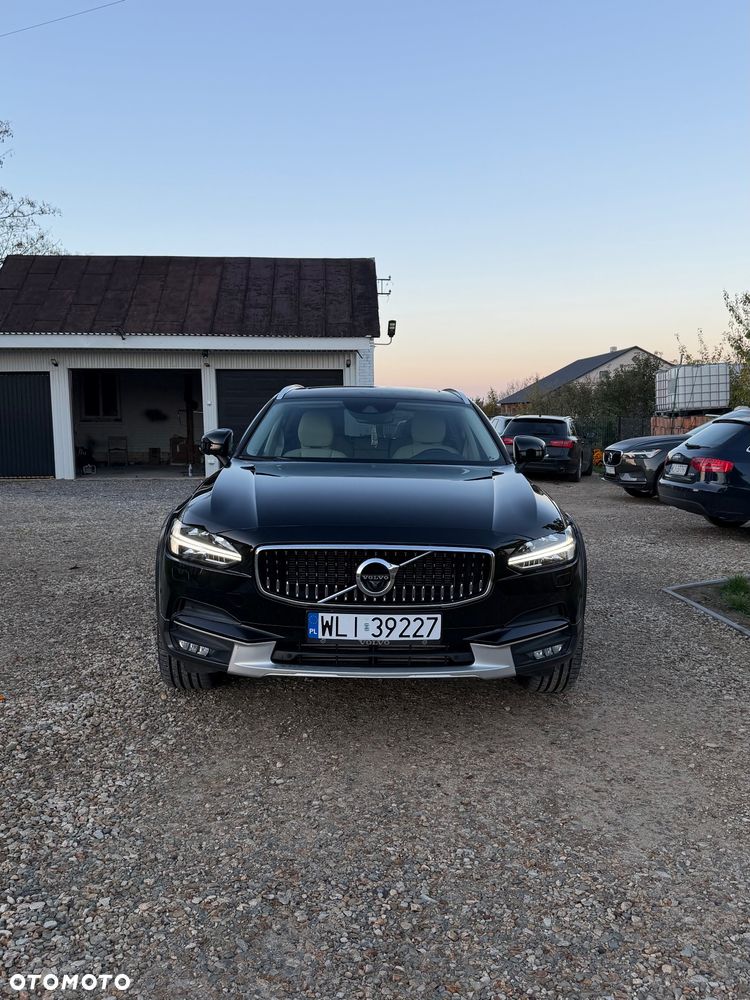 Volvo V90