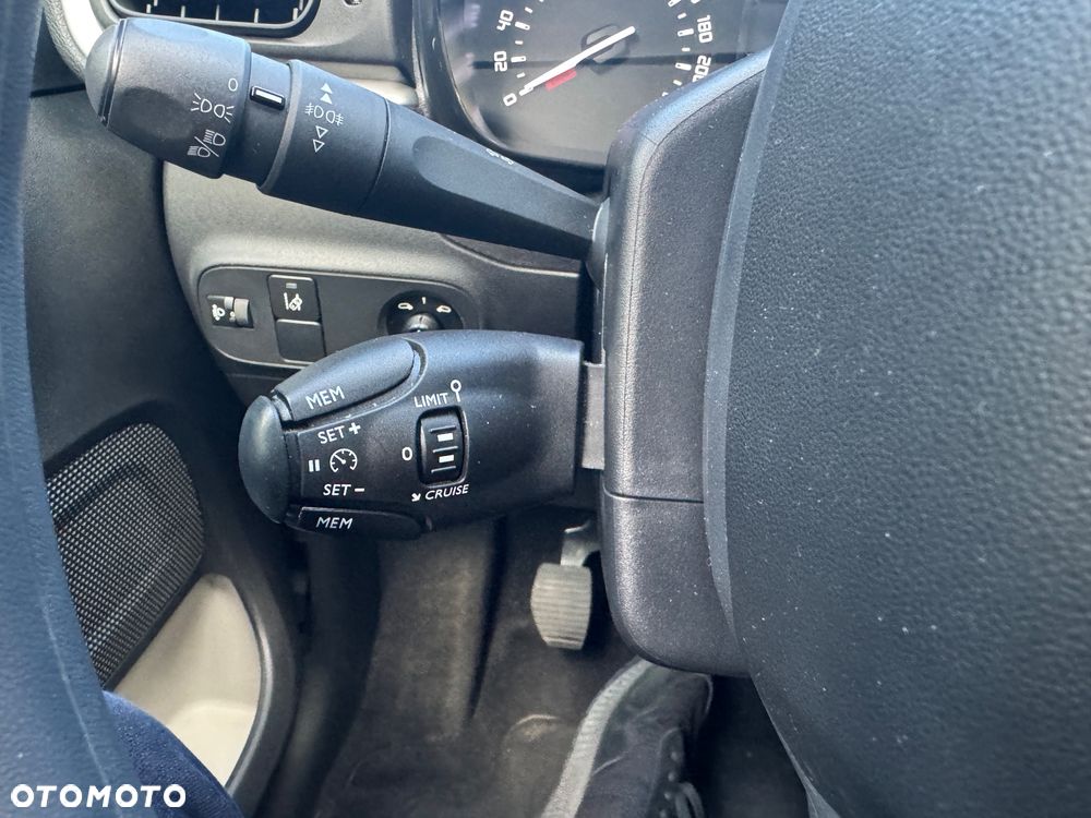 Citroën C3 1.2 PureTech GPF Shine - 16