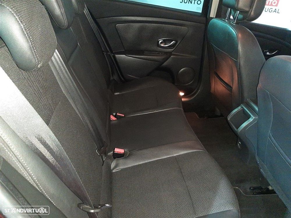 Renault Mégane Sport Tourer 1.5 dCi Dynamique S - 24