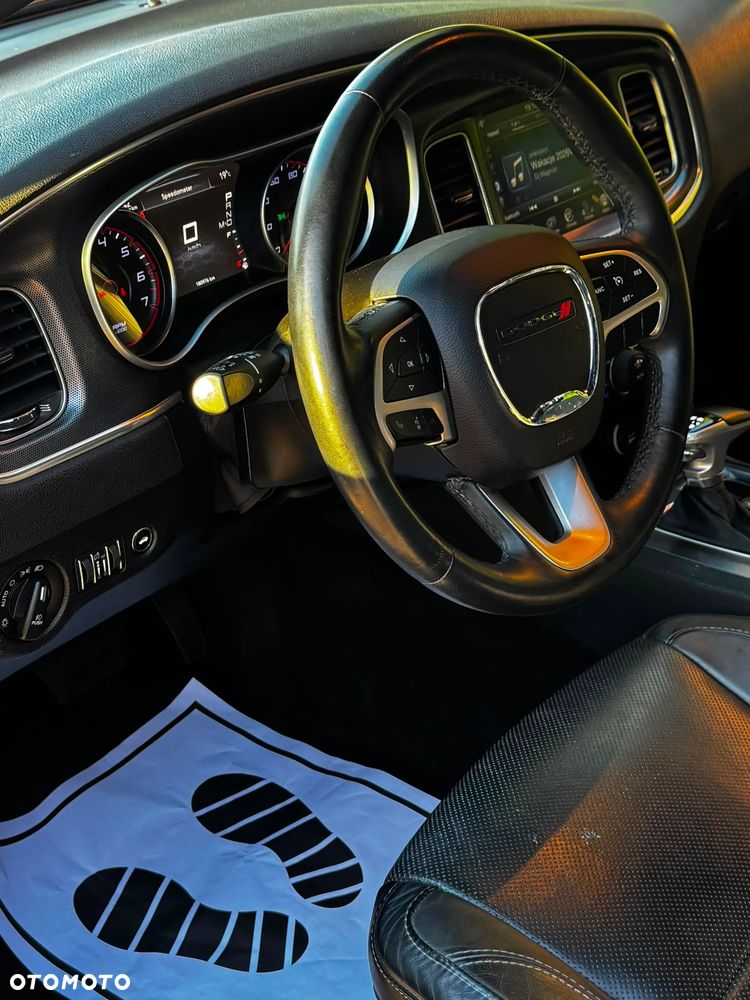 Dodge Charger - 16