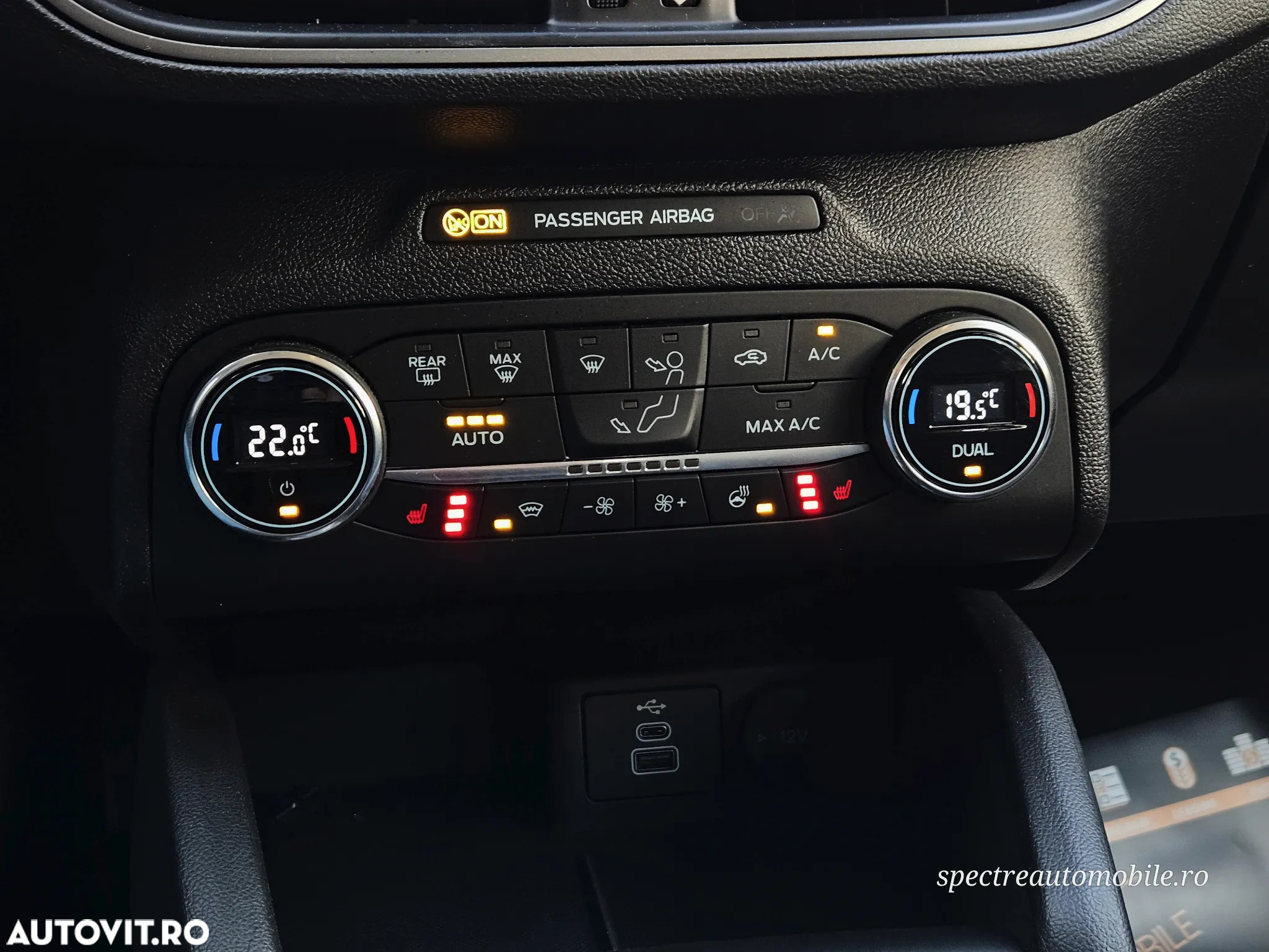 Ford Focus 1.5 EcoBlue Start-Stopp-System Aut. TITANIUM - 35