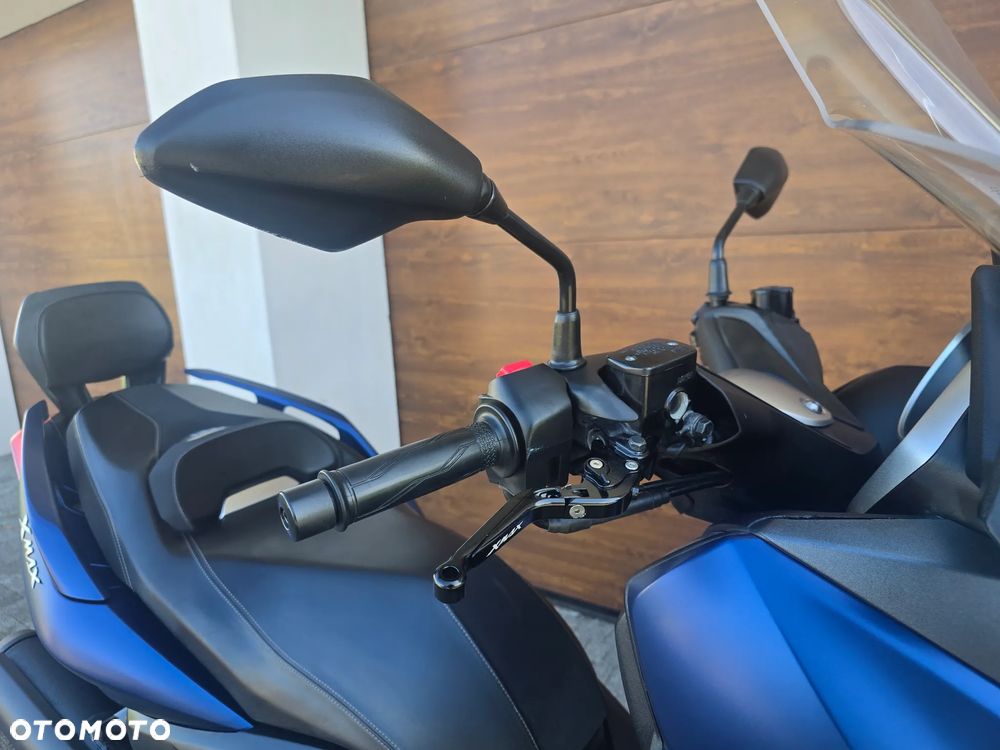 Yamaha X-max - 3
