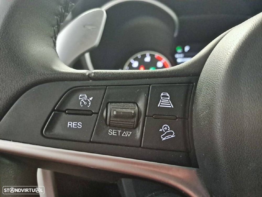 Alfa Romeo Stelvio 2.2 D B-Tech AT8 Q4 - 16