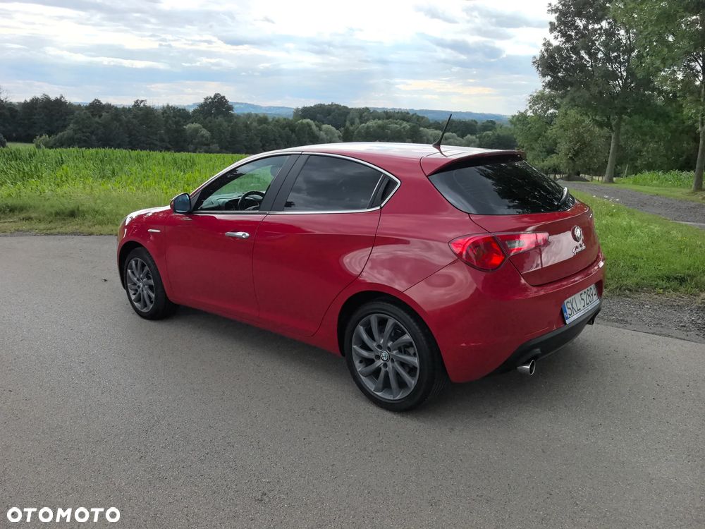 Alfa Romeo Giulietta 2.0 JTDM 16V Turismo - 4