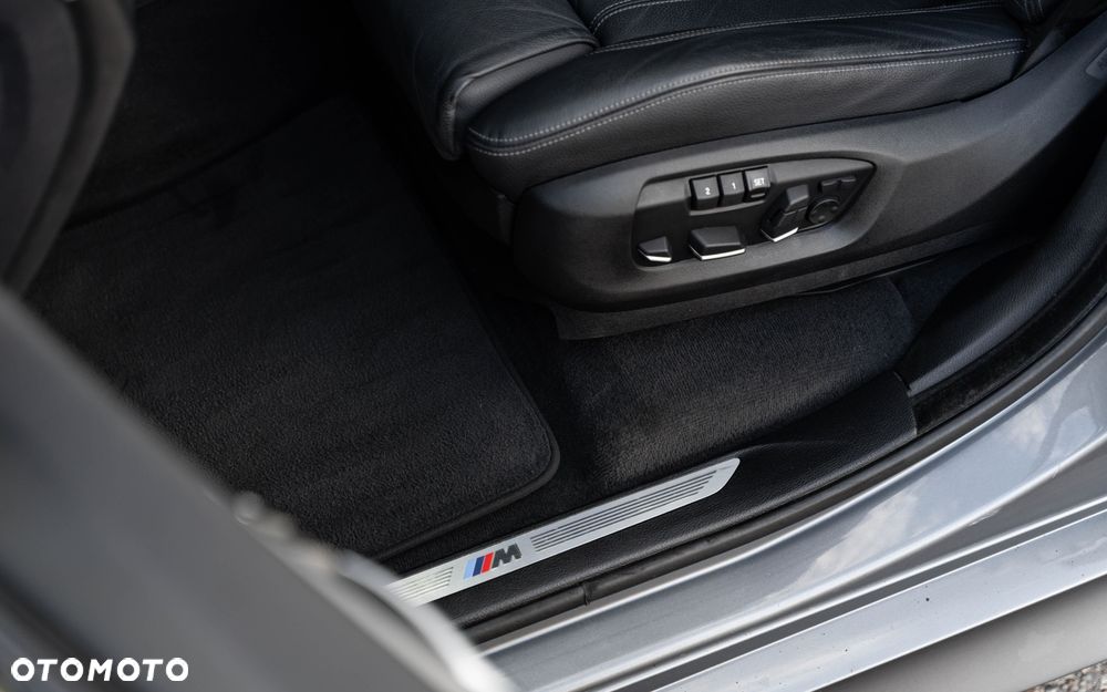 BMW X5 xDrive25d - 33