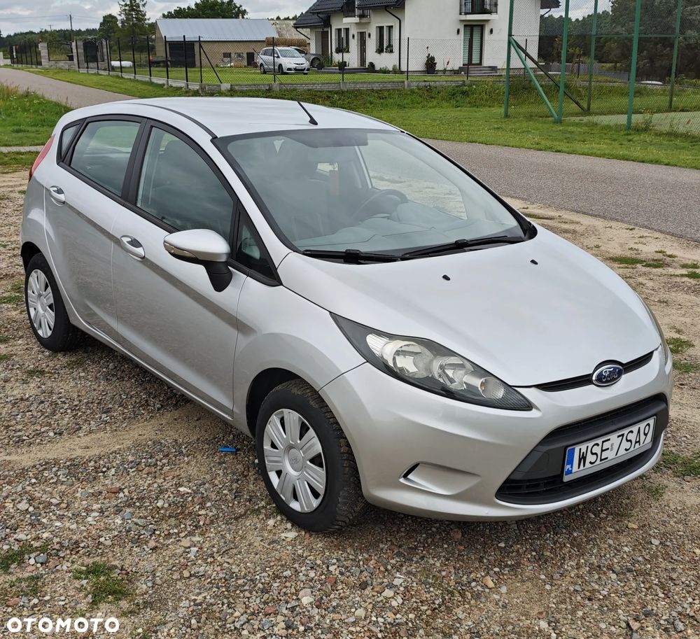 Ford Fiesta 1.4 TDCI - 11