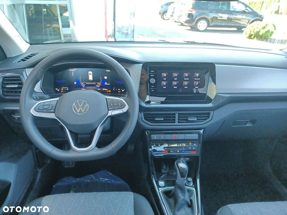Volkswagen T-Cross - 12