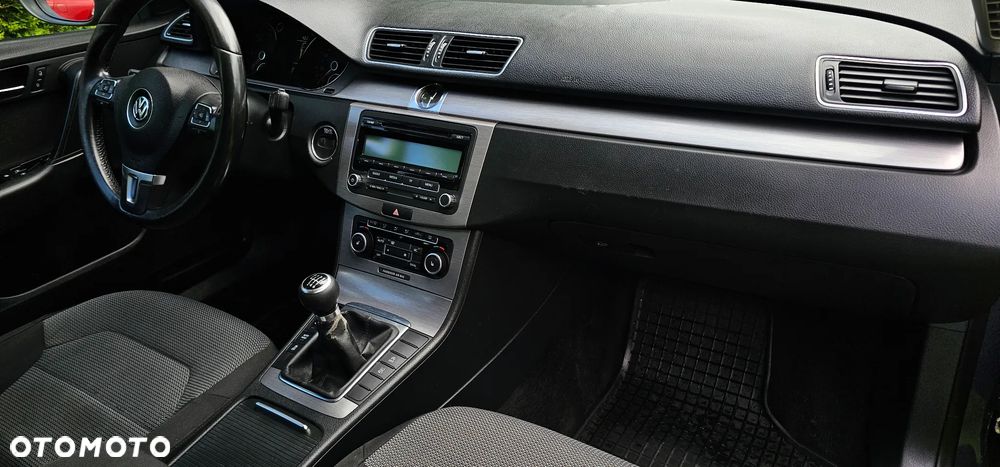 Volkswagen Passat 1.6 TDI BlueMotion - 17
