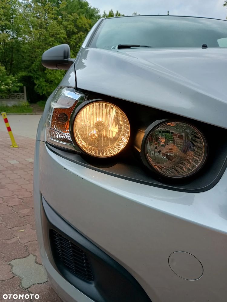 Chevrolet Aveo 1.2 LS+ - 10