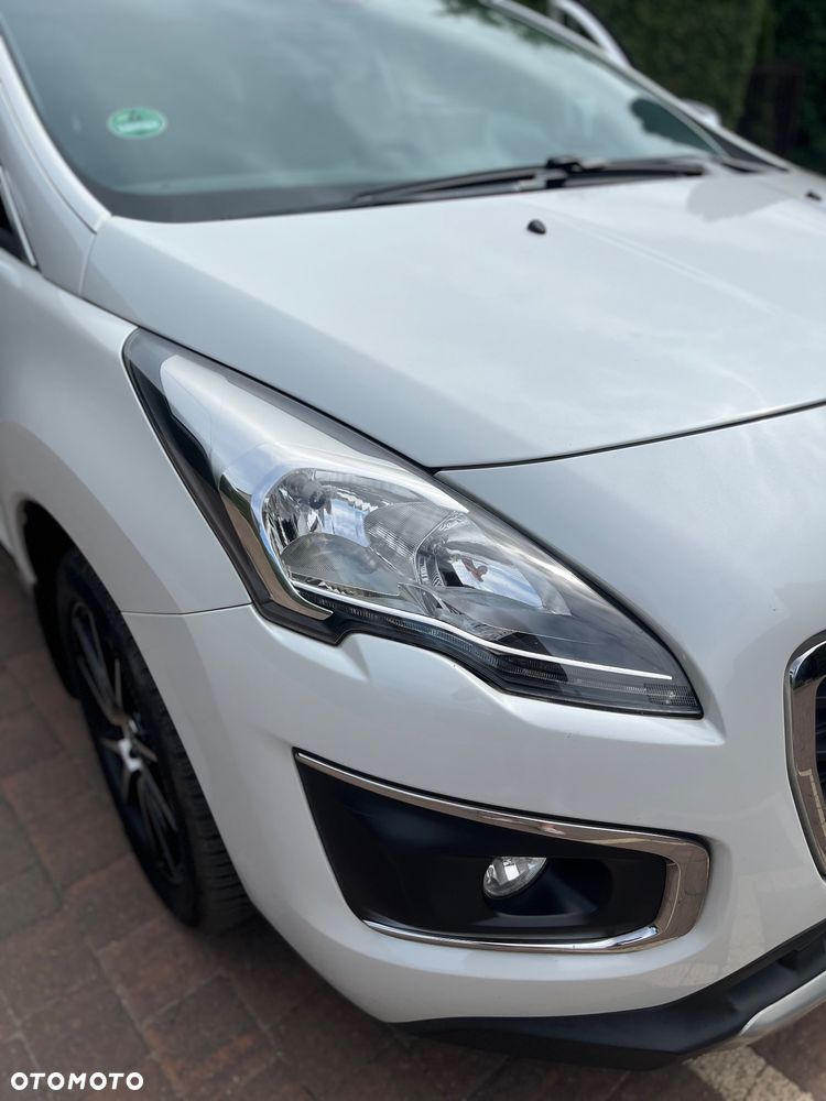 Peugeot 3008 2.0 HDi HYbrid4 - 17