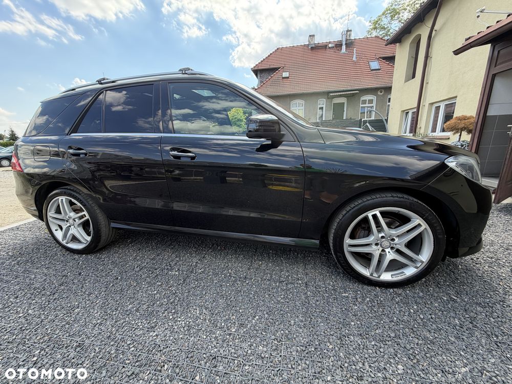 Mercedes-Benz ML 350 BlueTEC 4-Matic - 10