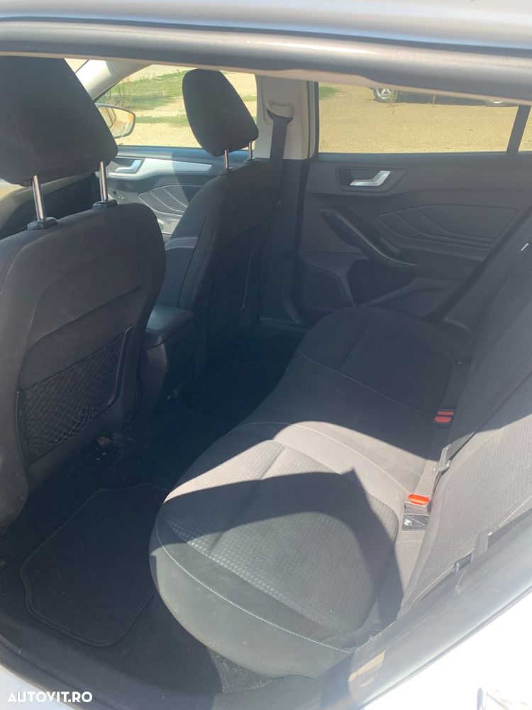Ford Focus 1.5 TDCi DPF Start-Stopp-System COOL&CONNECT - 11