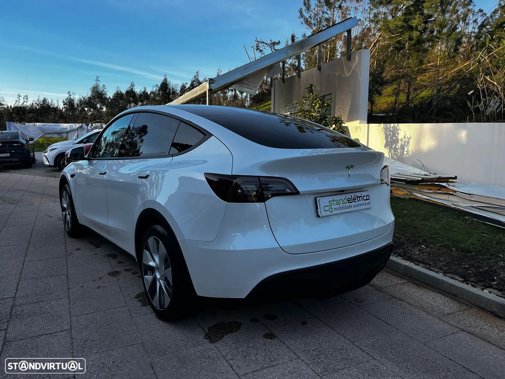Tesla Model Y Standard - 13