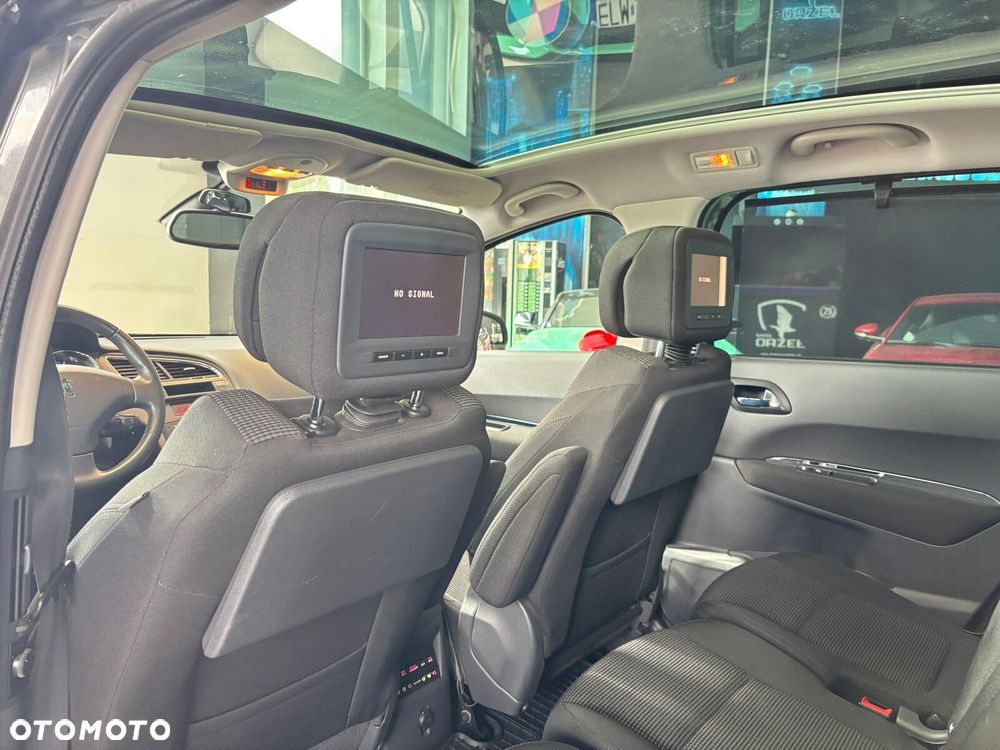 Peugeot 5008 - 19