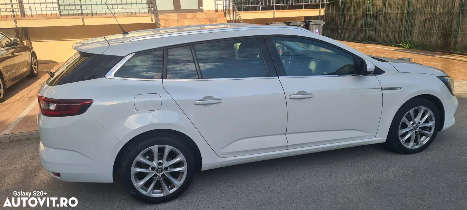 Renault Megane ENERGY dCi 110 EDC INTENS - 11