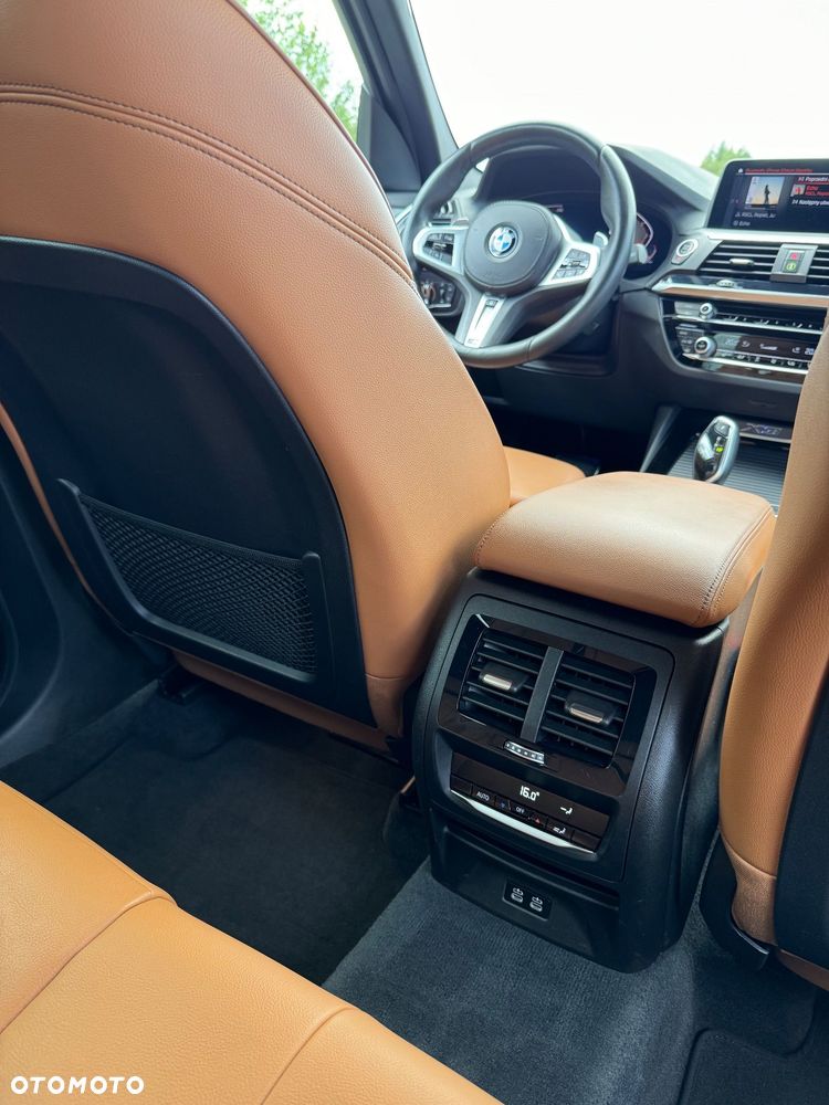 BMW X3 sDrive18d M Sport - 15
