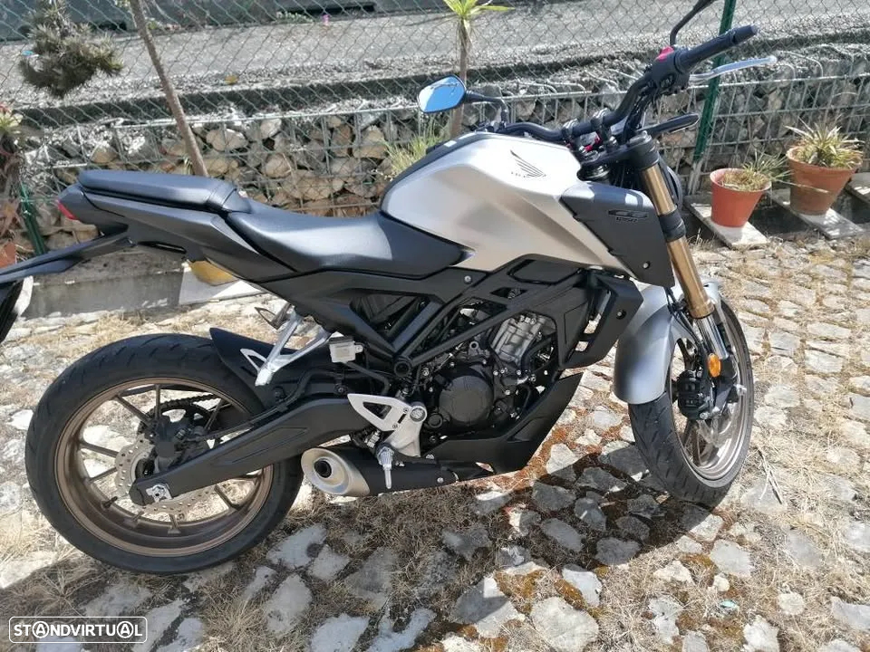 Honda CB CB125R - 3