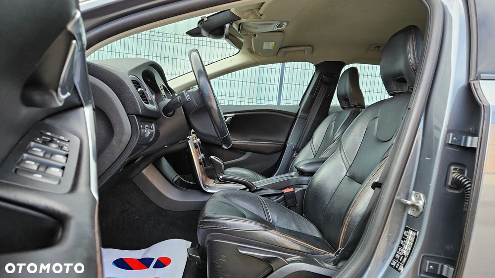 Volvo V40 Cross Country D3 Geartronic Summum - 5
