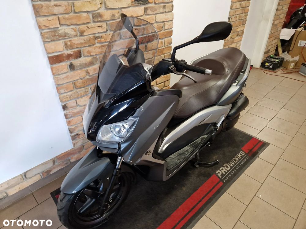 Yamaha X-max - 21