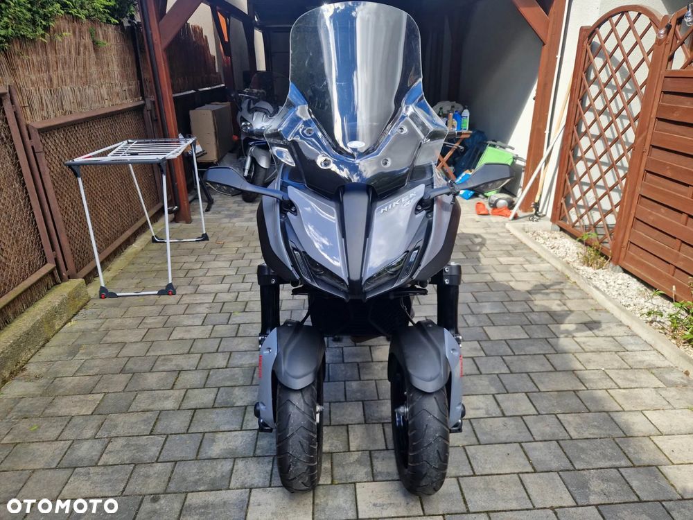 Yamaha NIKEN - 2