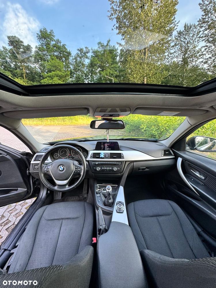 BMW Seria 3 318d - 8