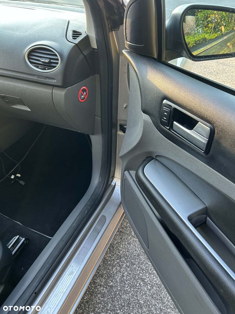Ford Focus 2.0 Platinium X - 17