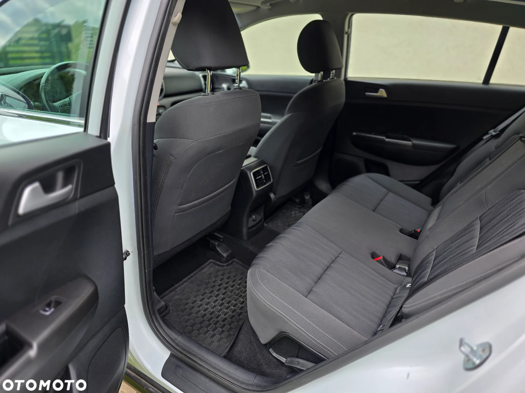 Kia Sportage 1.7 CRDI L 2WD - 10
