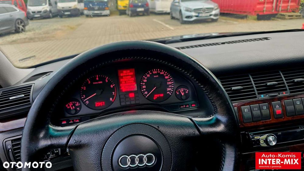 Audi A8 - 23