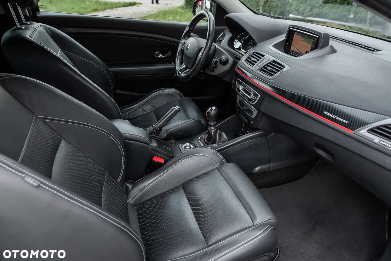 Renault Megane 220 GT - 30