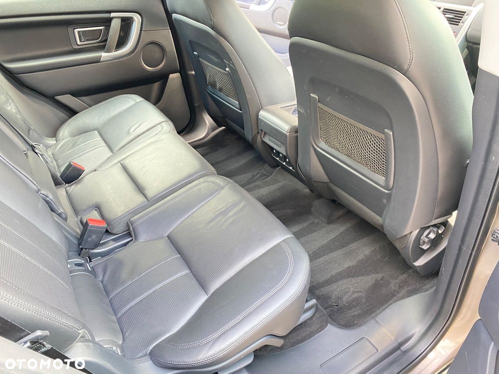 Land Rover Discovery Sport 2.0 TD4 HSE Luxury - 28