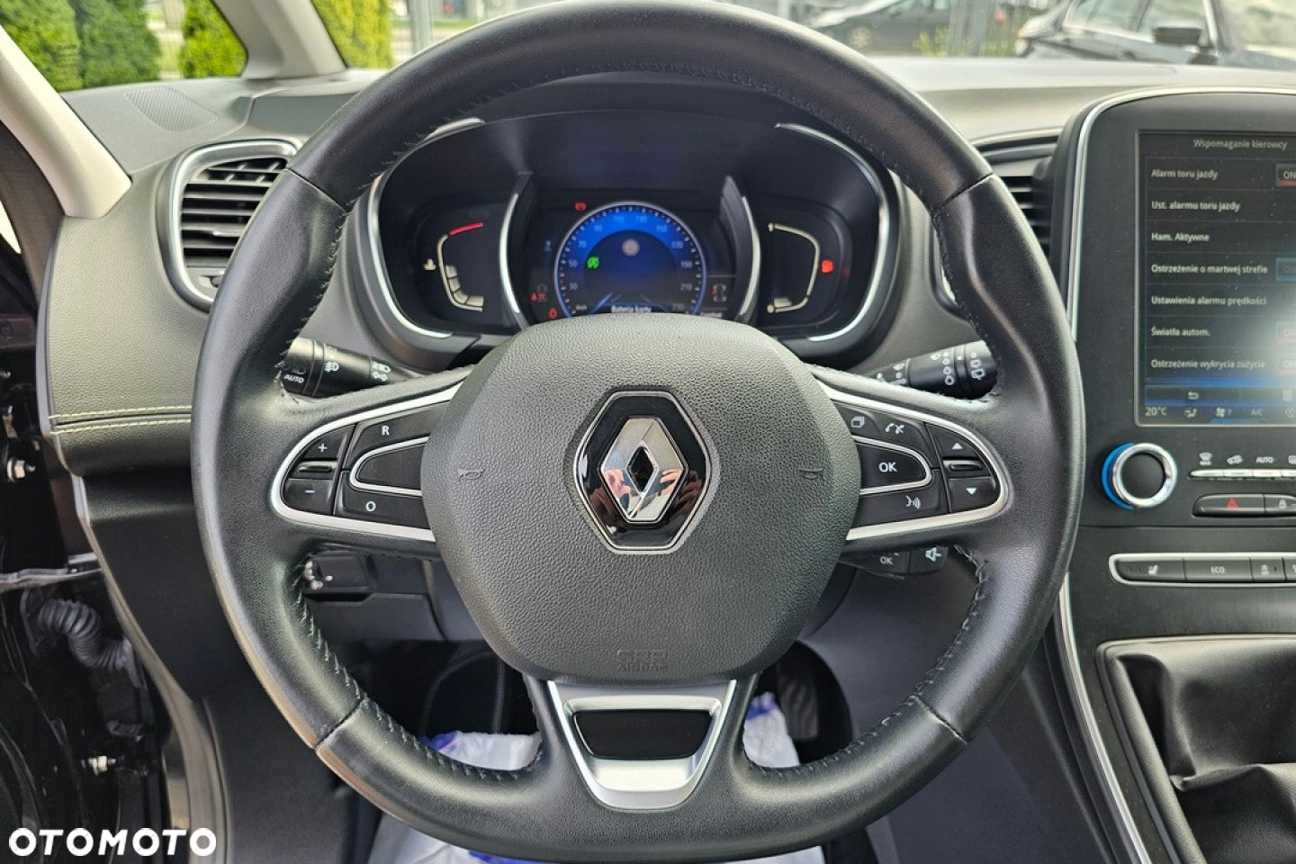 Renault Grand Scenic - 20
