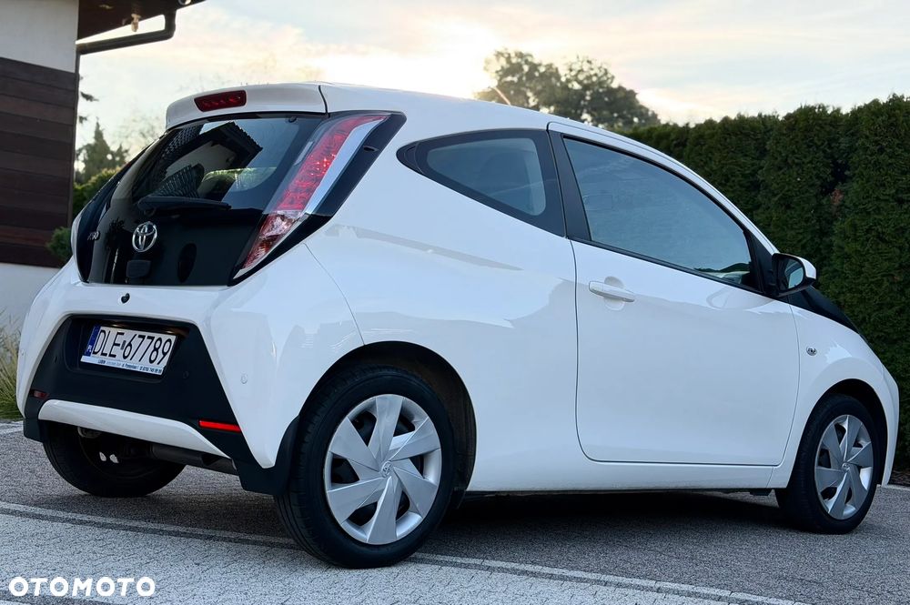 Toyota Aygo x-clusiv - 7