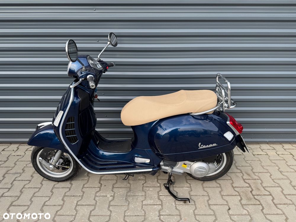 Piaggio Vespa - 4