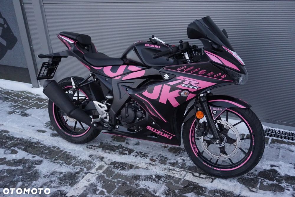 Suzuki GSX-R - 1