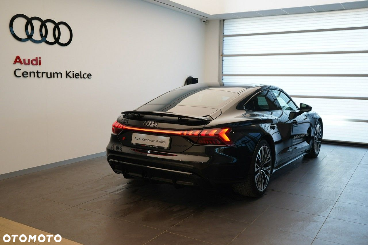 Audi e-tron GT - 3