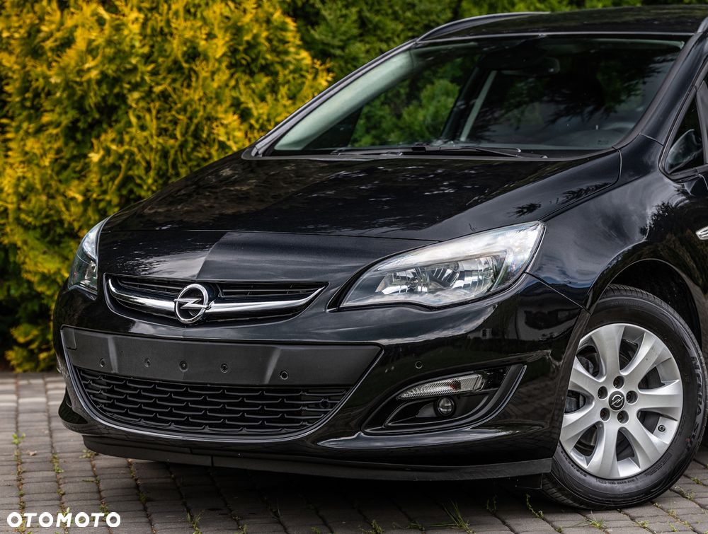 Opel Astra 1.4 Turbo Exklusiv - 13
