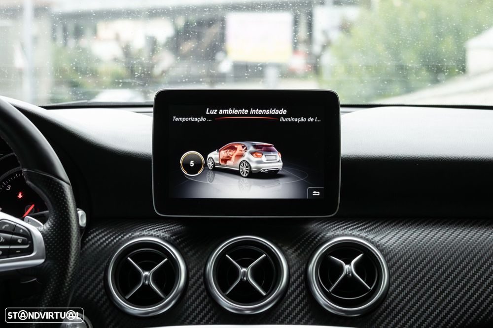 Mercedes-Benz A 180 d AMG Line Aut. - 36