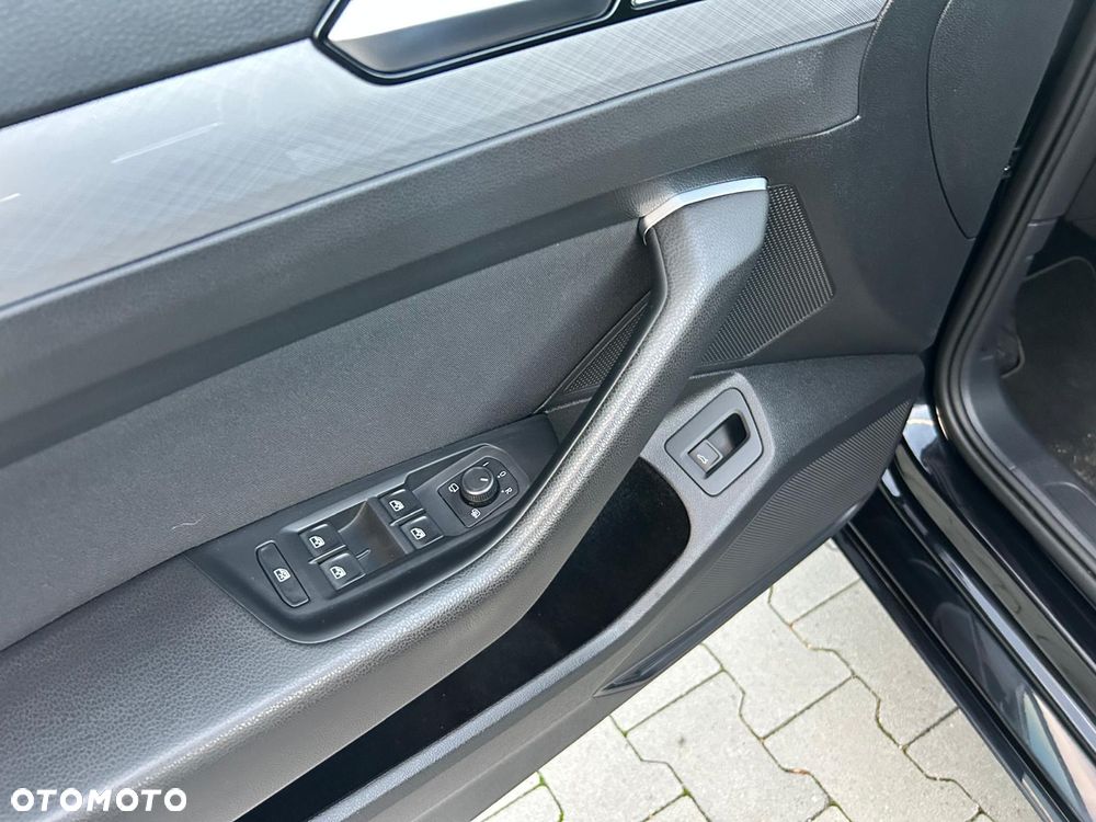 Volkswagen Passat 1.5 TSI OPF DSG Comfortline - 21