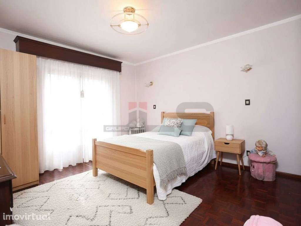 Apartamento T5 de 147.25M2 - Espaço, Conforto e Localização Premium... - Grande imagem: 3/17