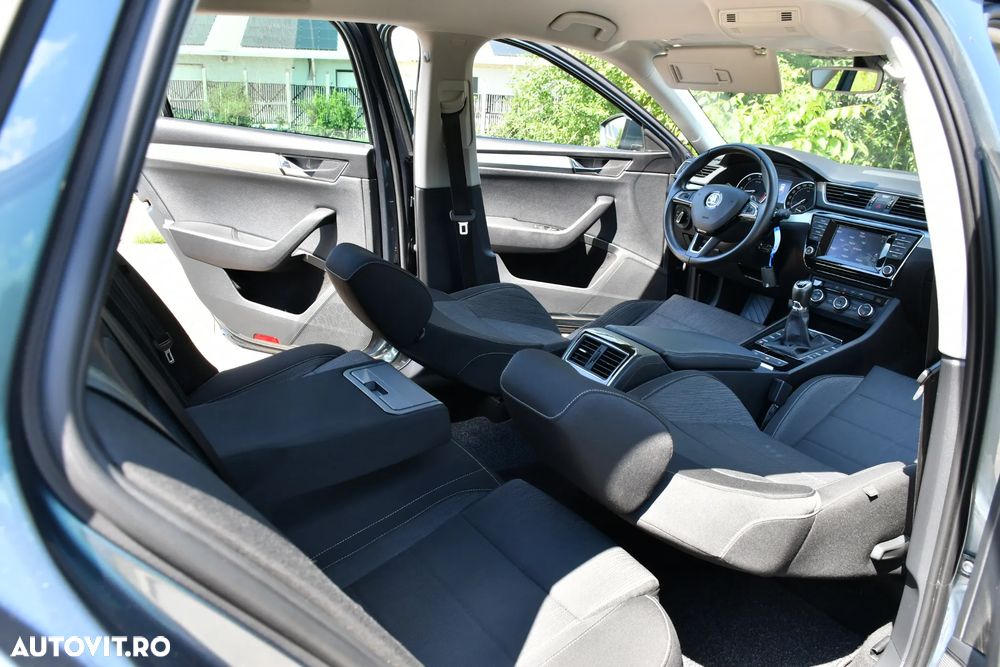 Skoda Superb 1.6 TDI Ambition - 27
