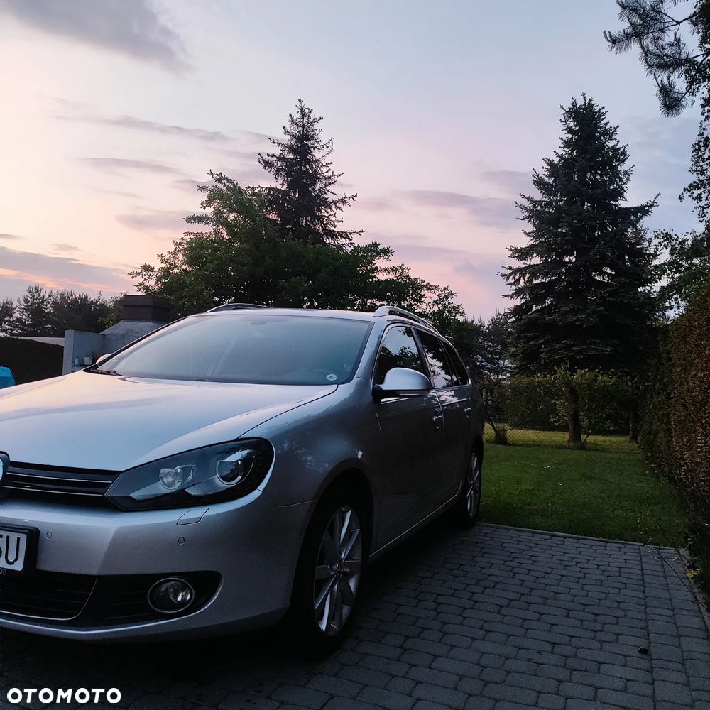 Volkswagen Golf 2.0 TDI DPF Highline - 4