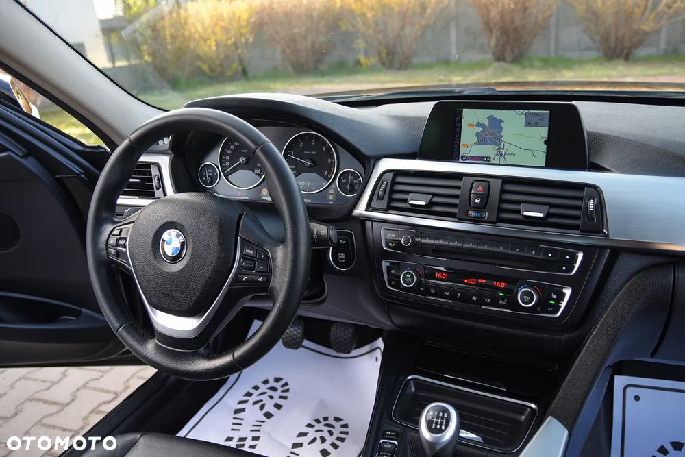 BMW Seria 3 318d - 30