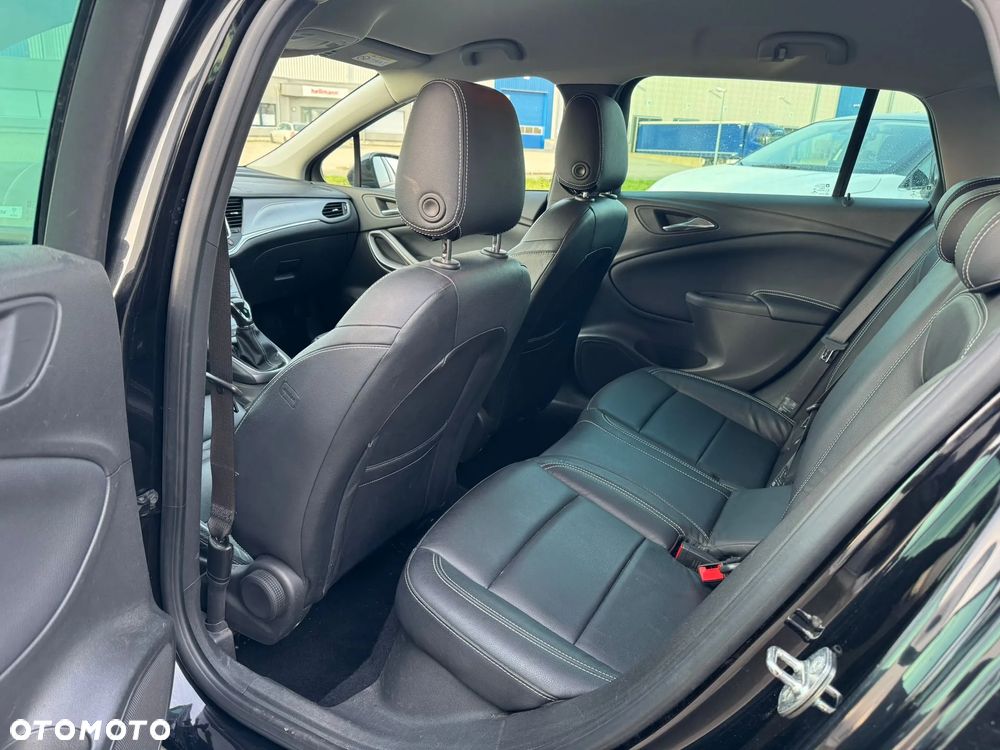 Opel Astra 1.6 CDTI Sport - 15
