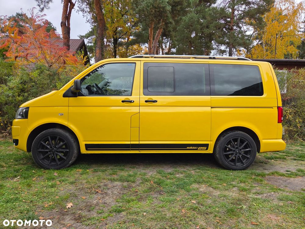 Volkswagen Multivan - 10
