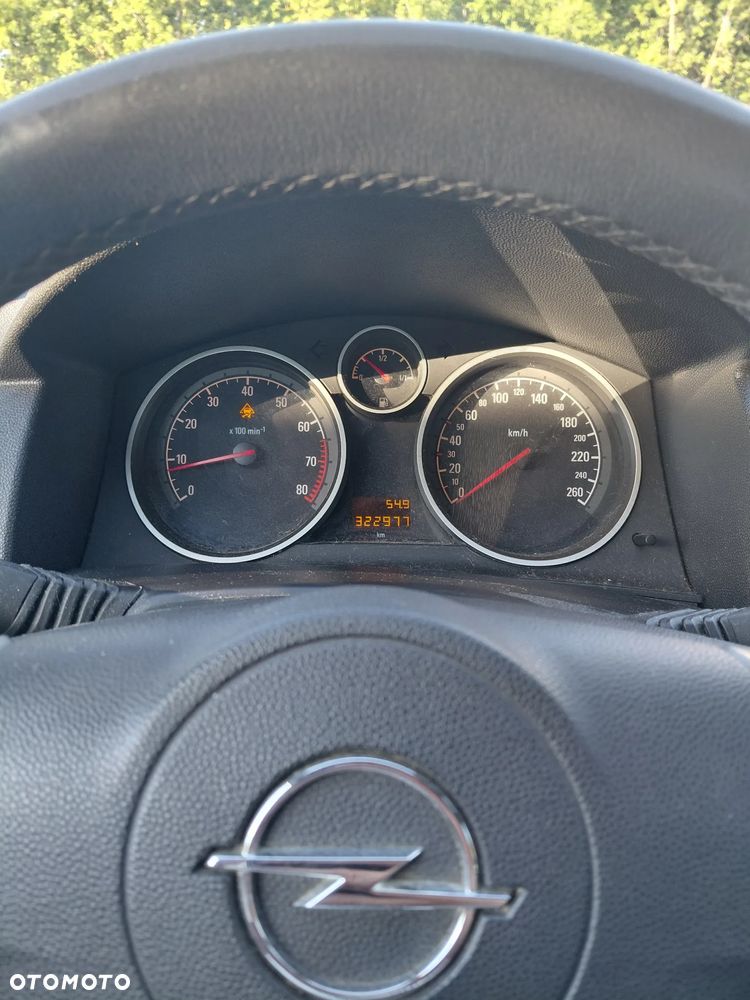 Opel Astra 1.4 - 10